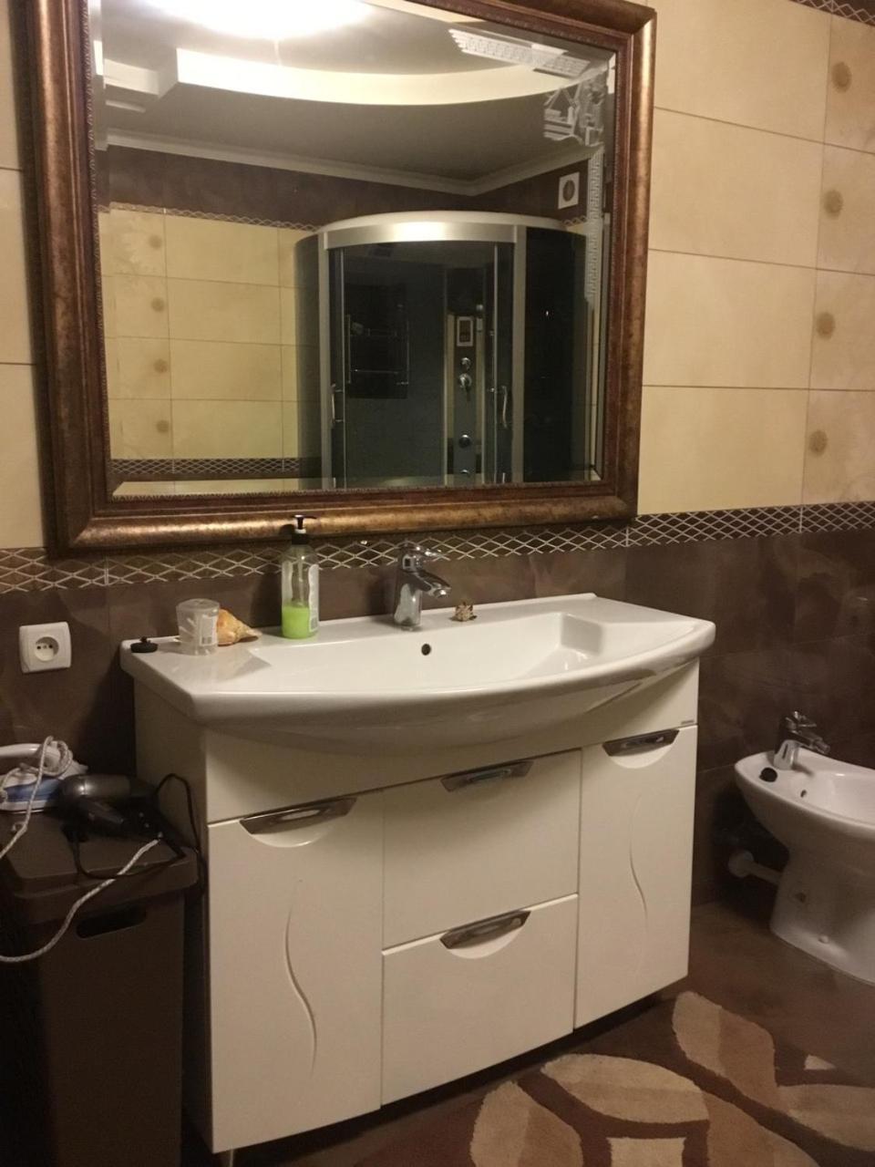 Затишний Дім ยาเรมชา ภายนอก รูปภาพ