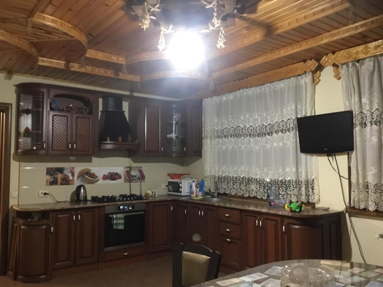 Затишний Дім ยาเรมชา ภายนอก รูปภาพ